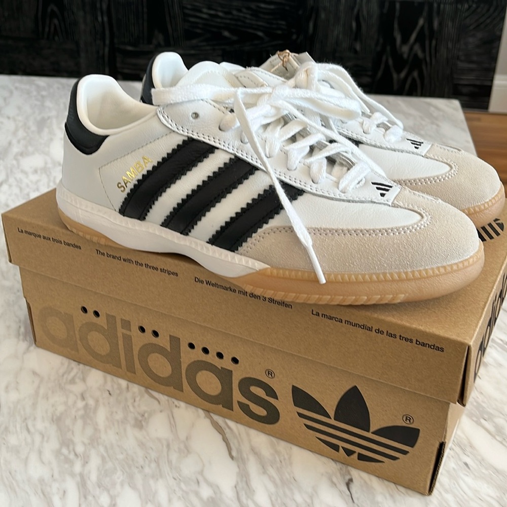 ADIDAS SAMBA